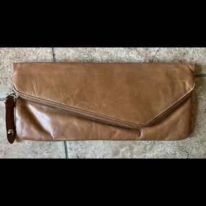 Hobo Clutch